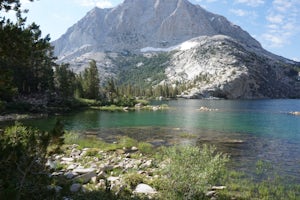 Hike Pine Creek Pass to Lower Pine Lake