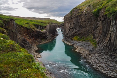 Hike Stuðlagil Canyon, Studlgil canyon