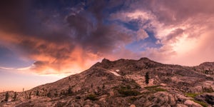 Hike to Twin and Island Lakes