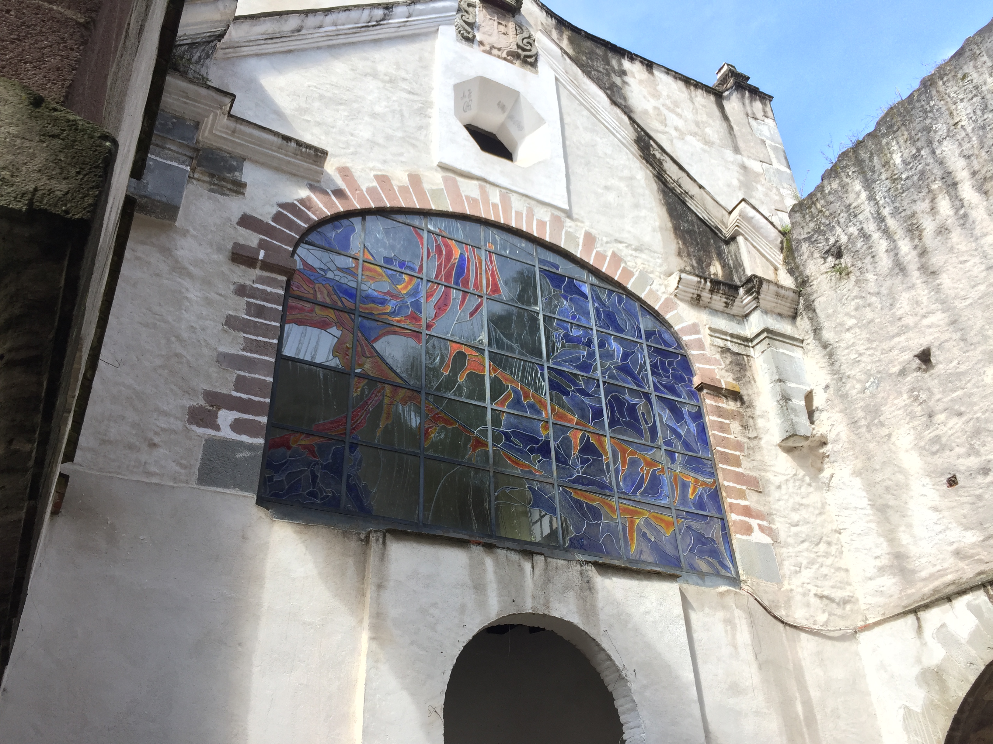 Explore Ex Convento de Los Leones