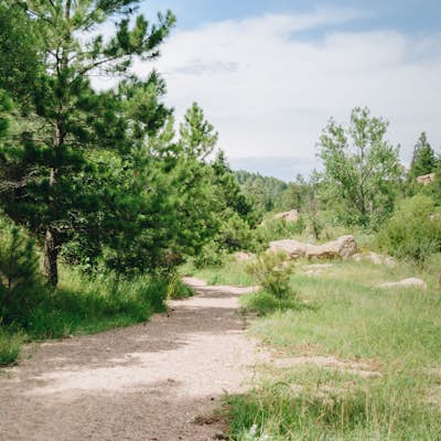 Hike the Rim Rock / Creek Bottom Trail Loop