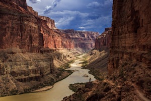 Rafting Down the Grand Canyon: The Adventure of a Lifetime