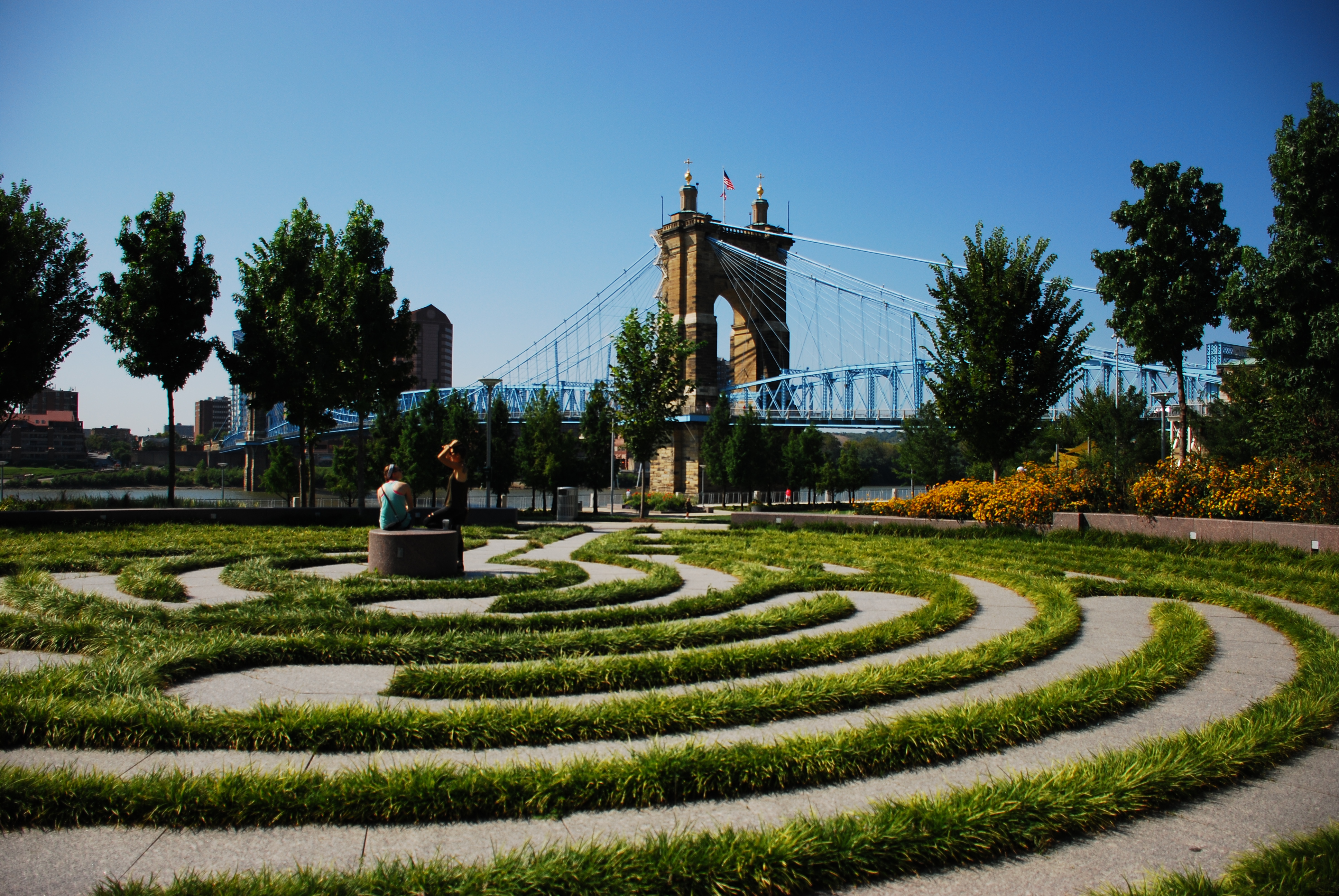 Walk around Smale Riverfront and Sawyer Point Parks