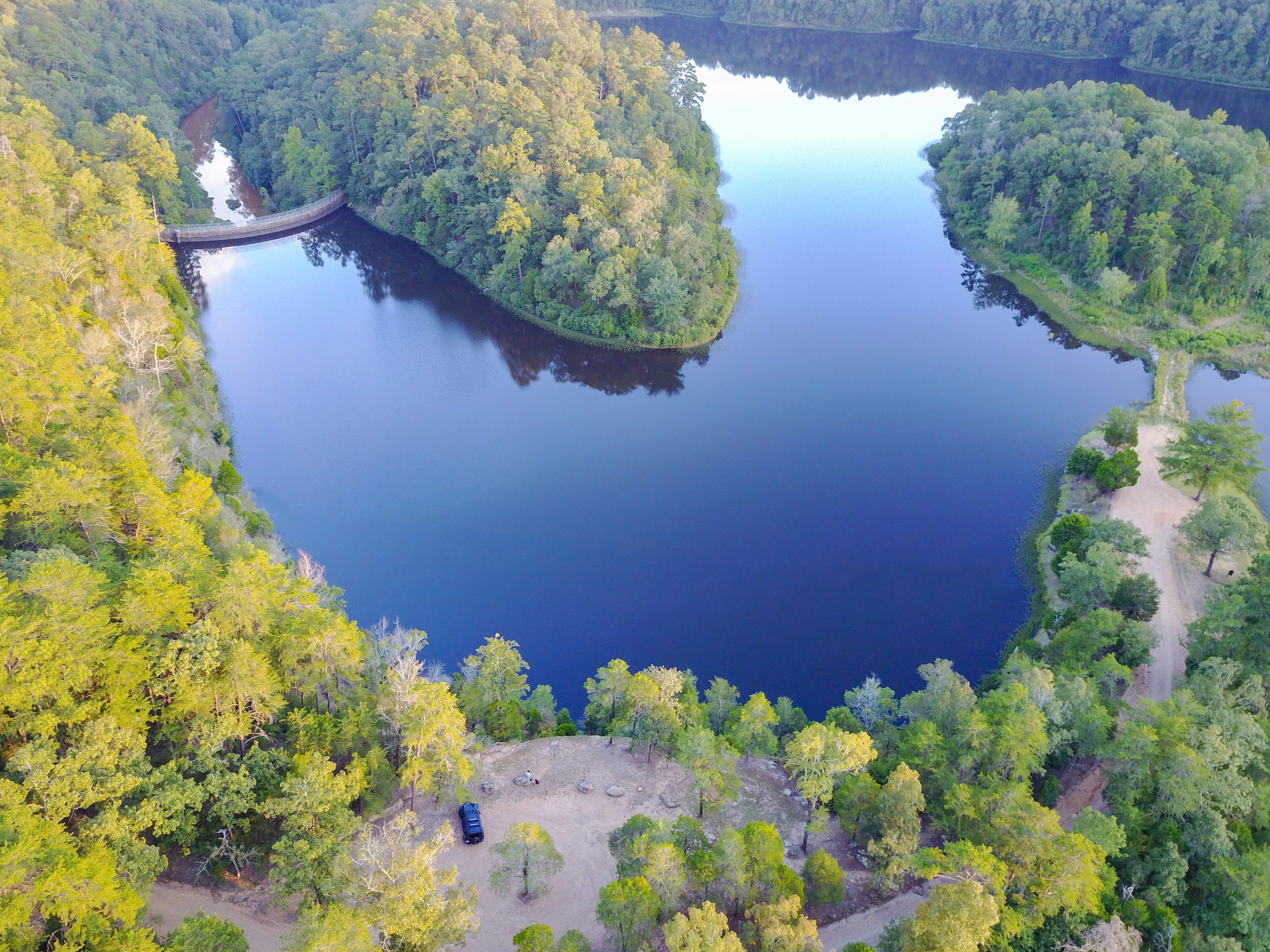 Hike around Lake Harris