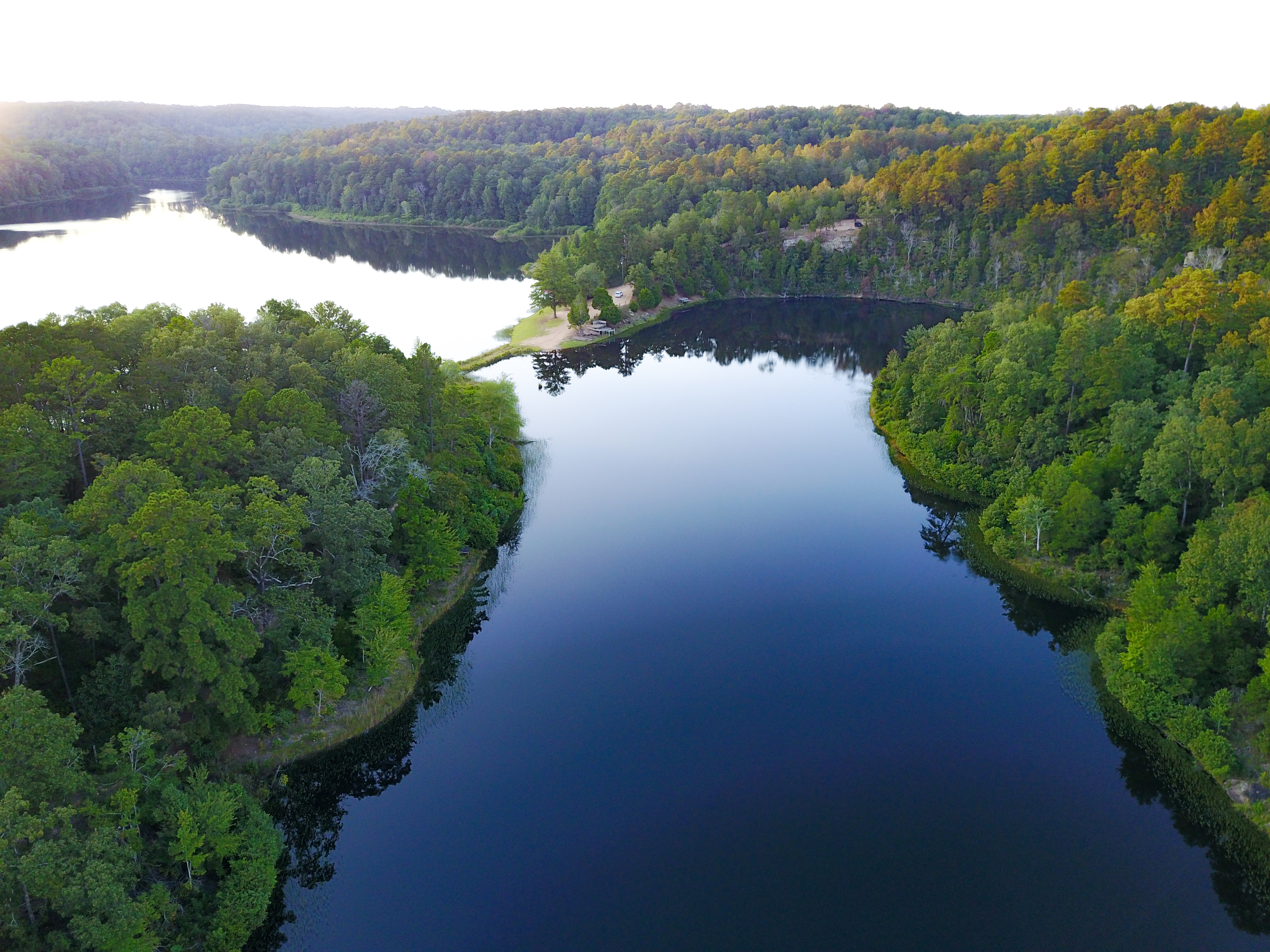 Hike around Lake Harris