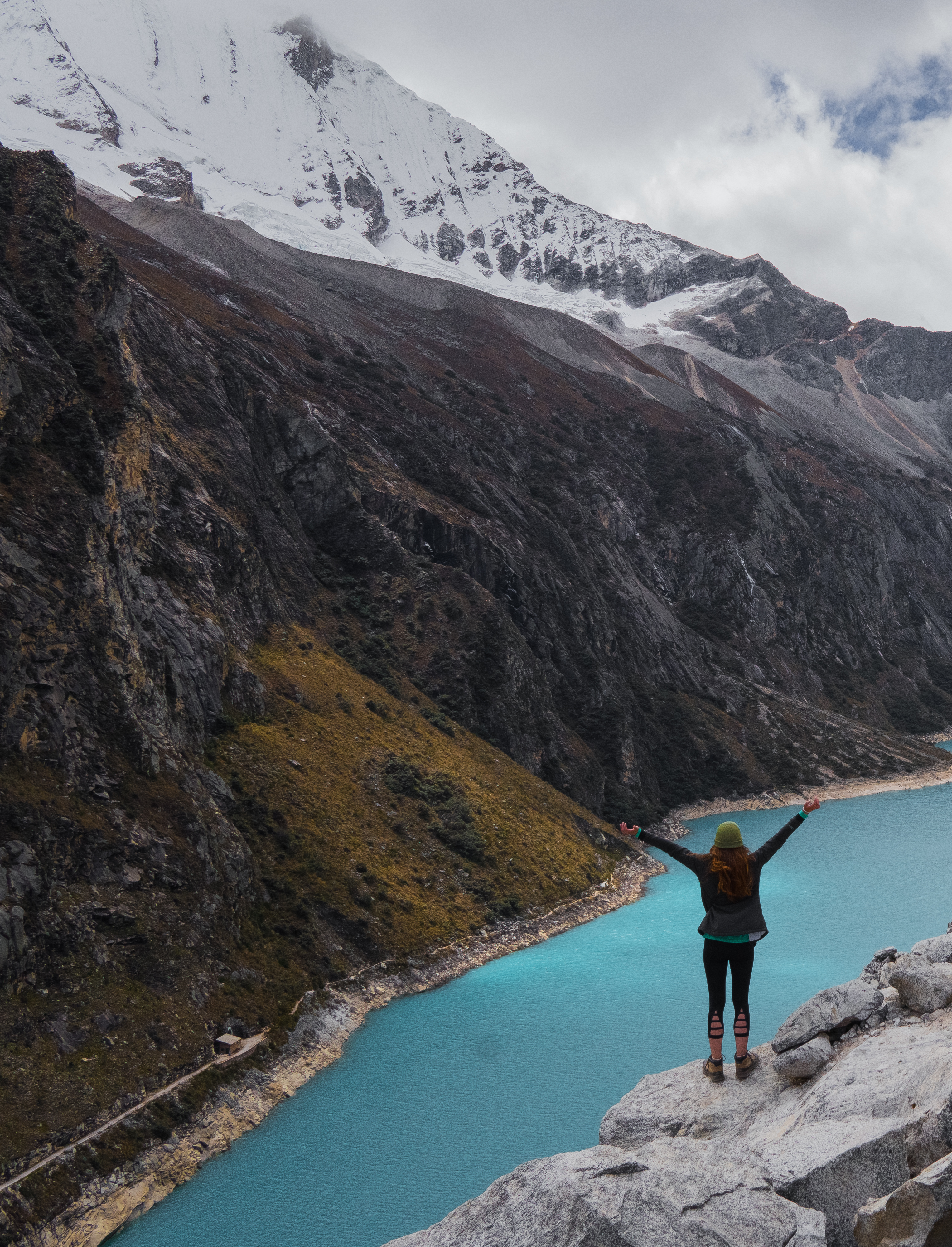 Hike Laguna Paron