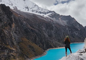 Hike Laguna Paron