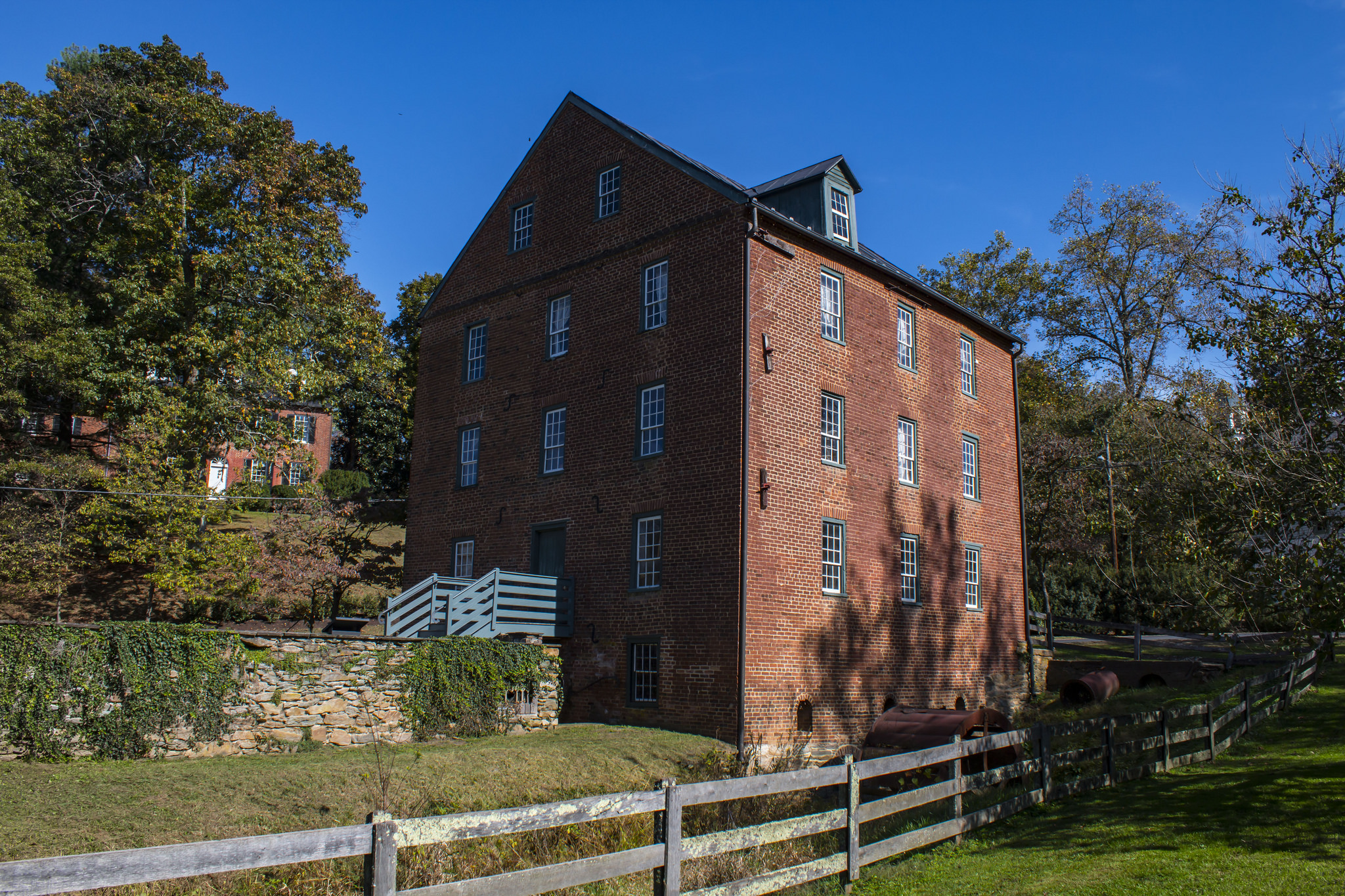 Hike the Historical Phillips Farm in Waterford