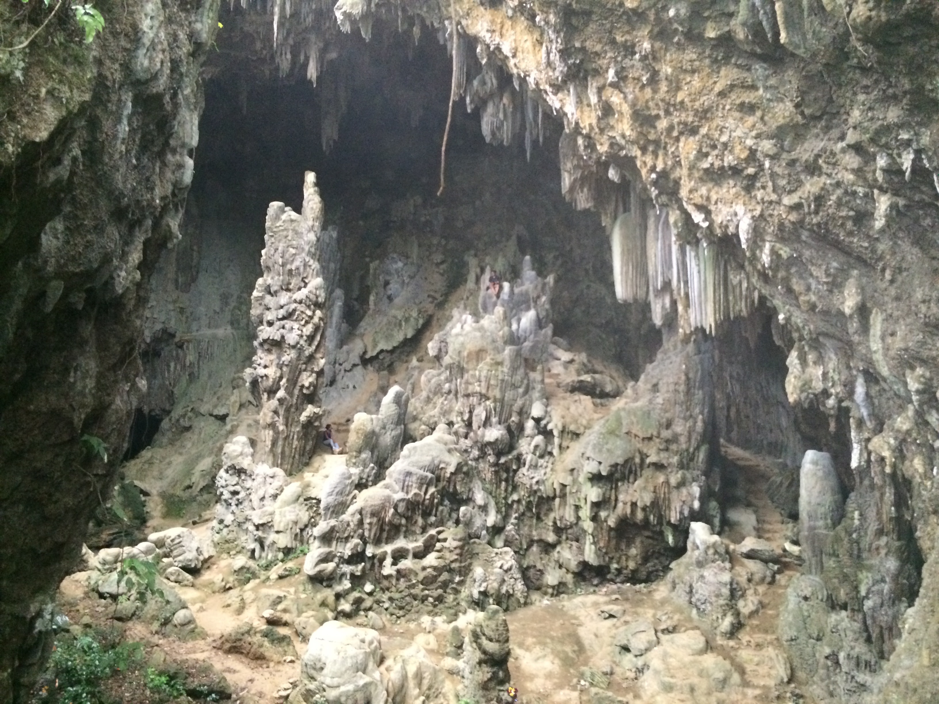 Hike to Chieu Cave in Mai Chau