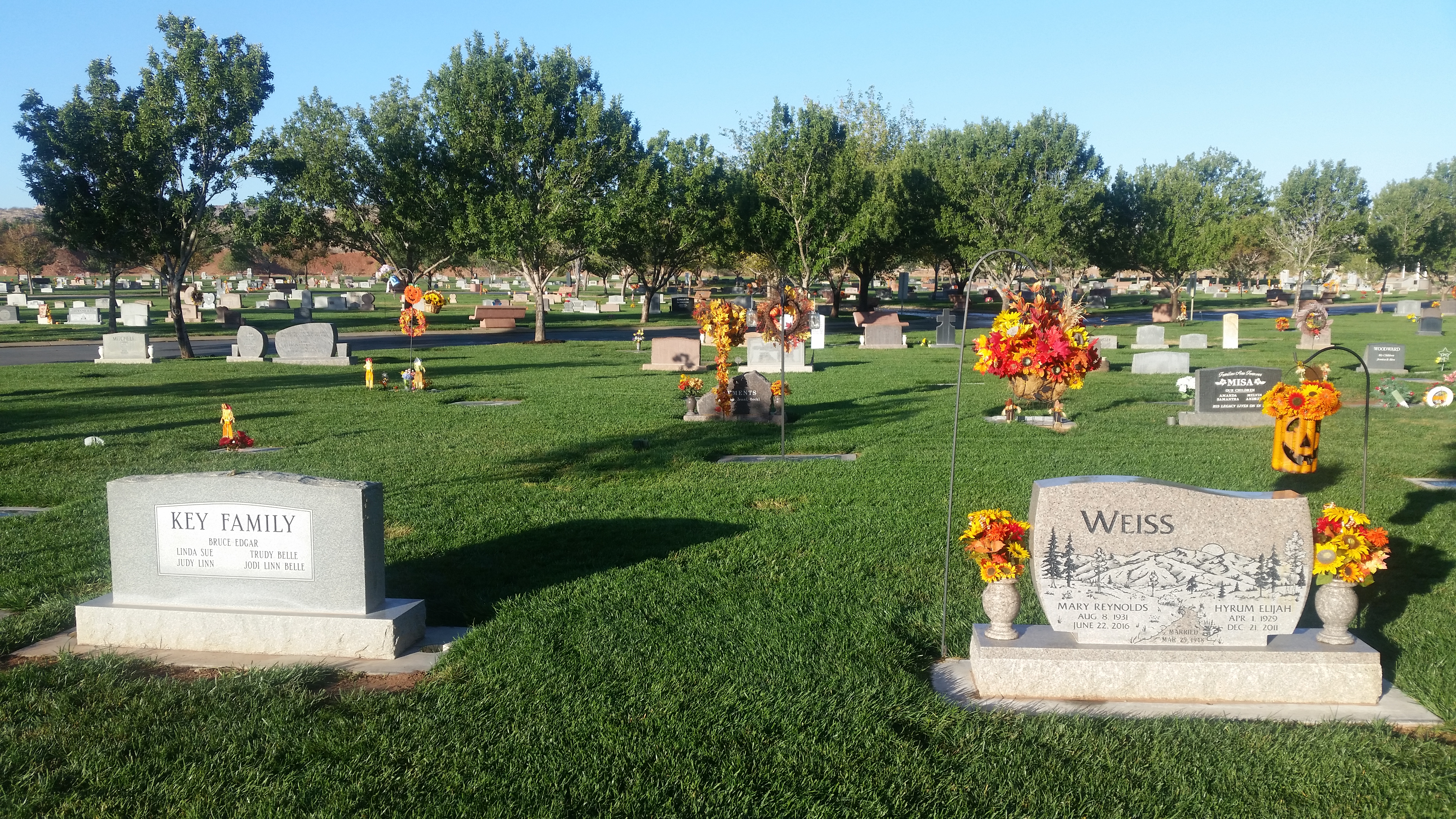 Run the Santa Clara River Trail to Tonaquint Park and Cottonwood Cove Park