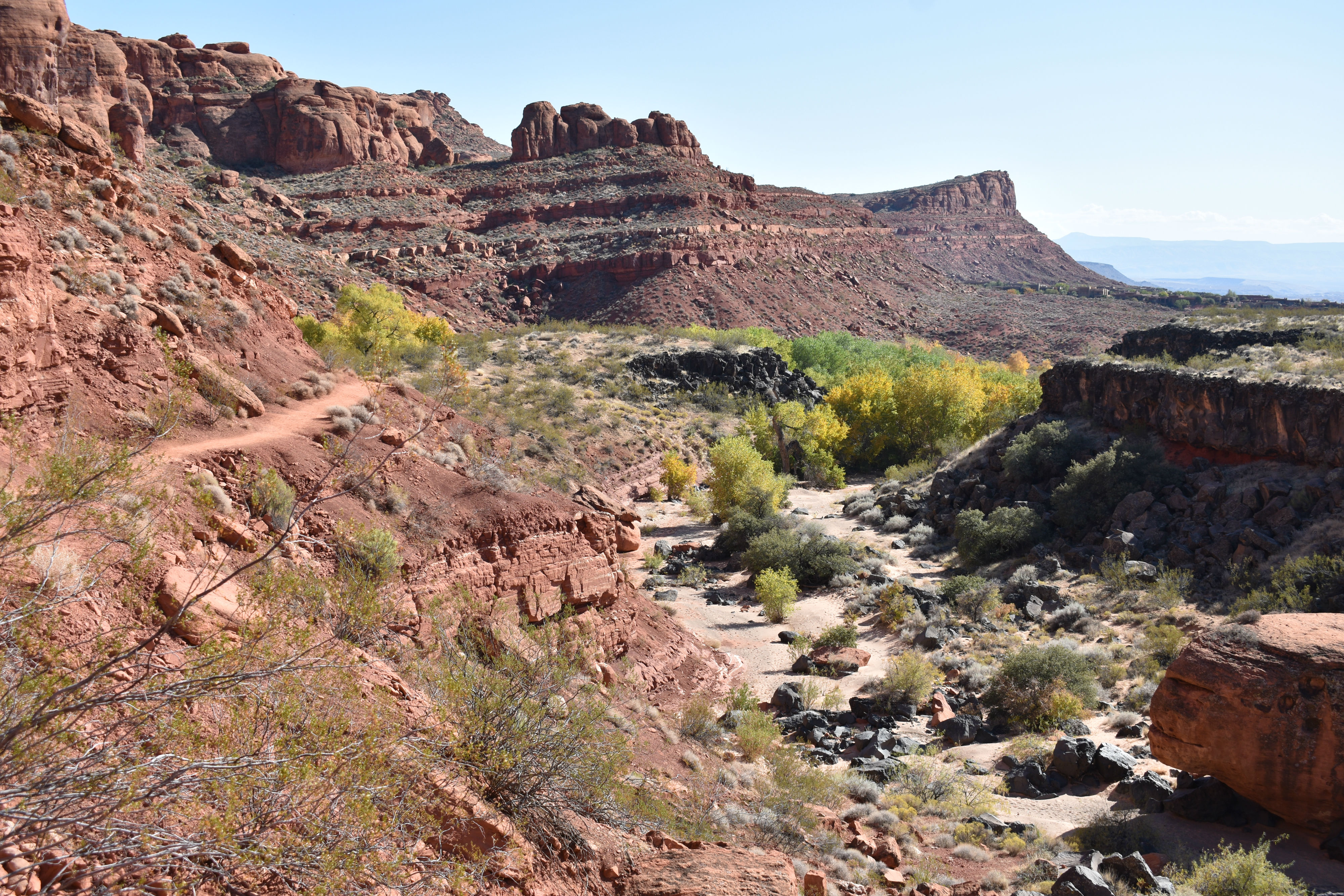 Hike to the Johnson Canyon Arch in Snow Canyon State Park