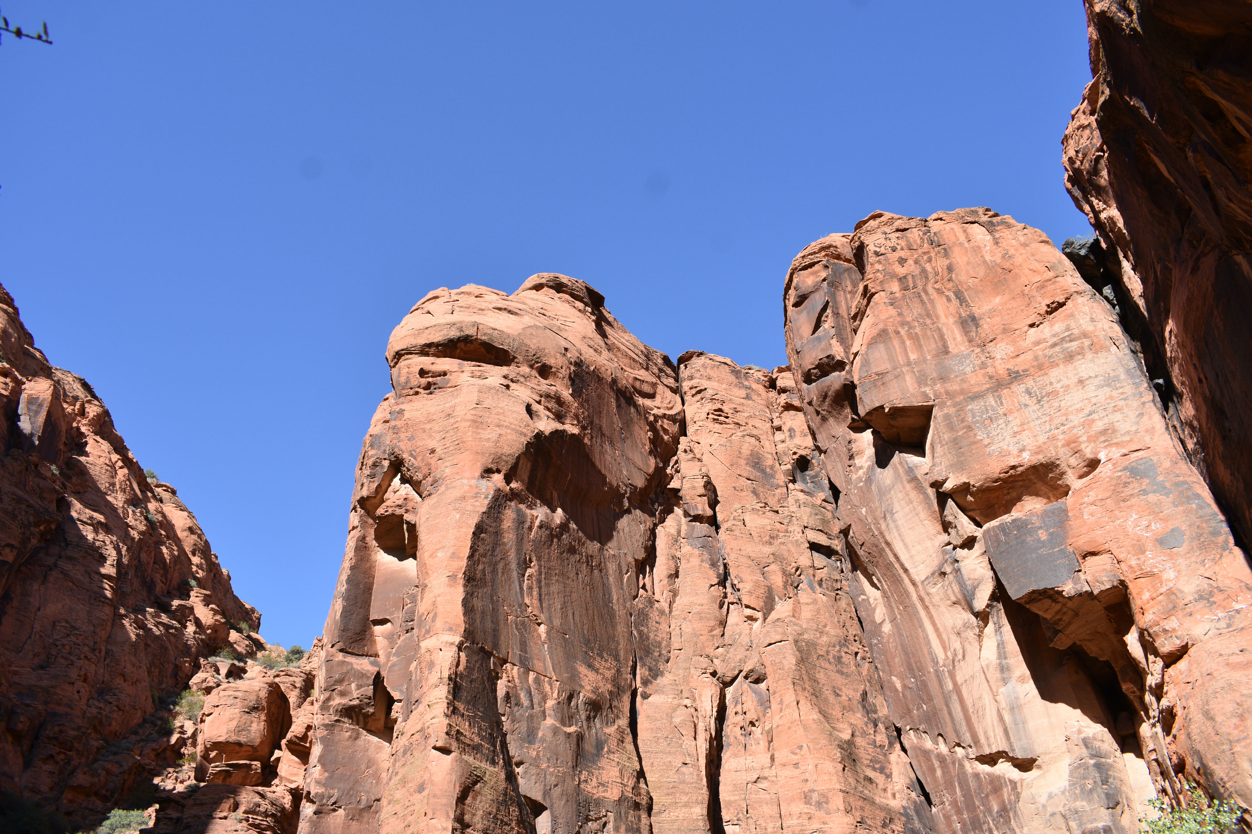 Hike to the Johnson Canyon Arch in Snow Canyon State Park