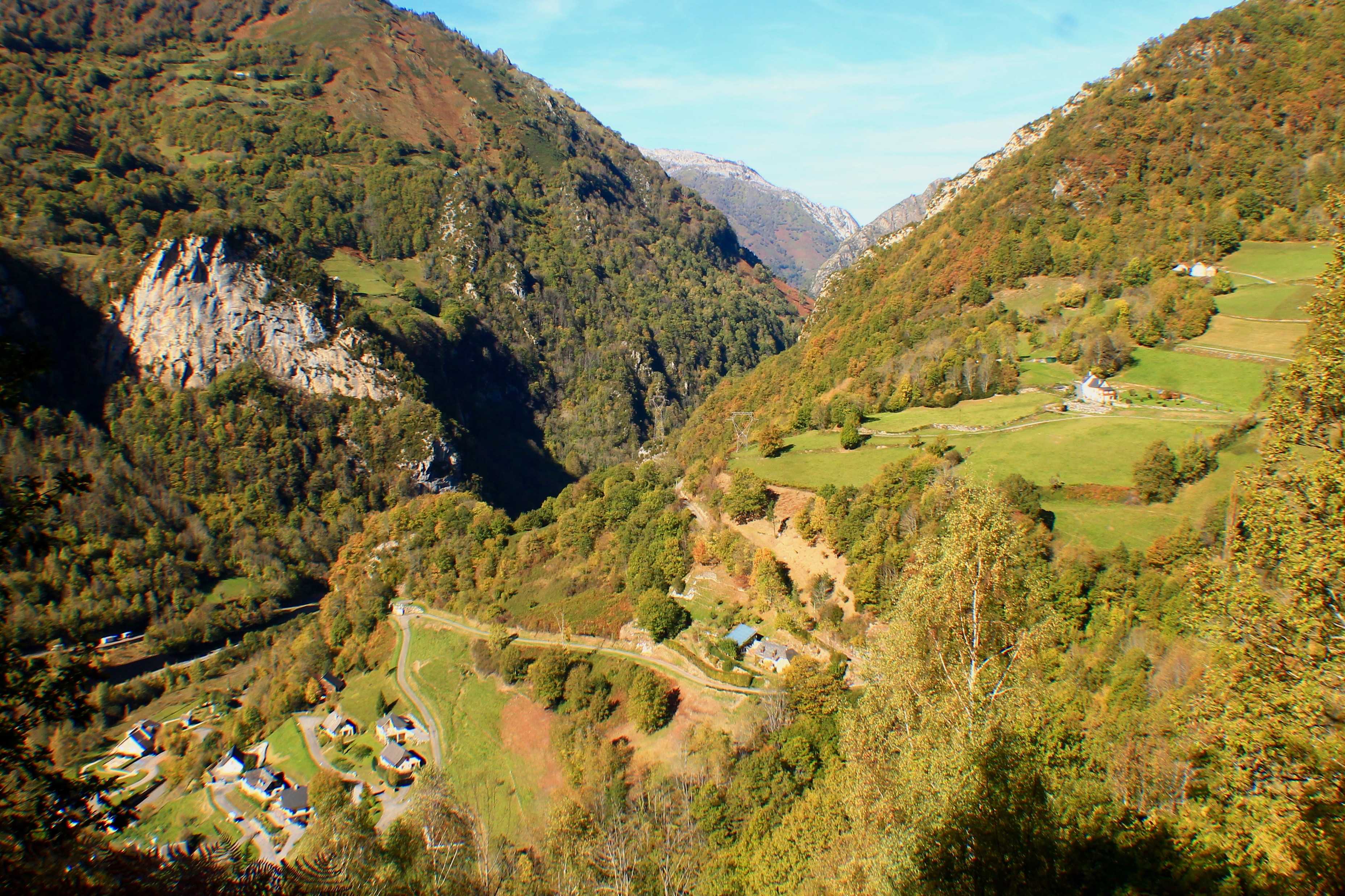 Hike through La Chemin de la Mature