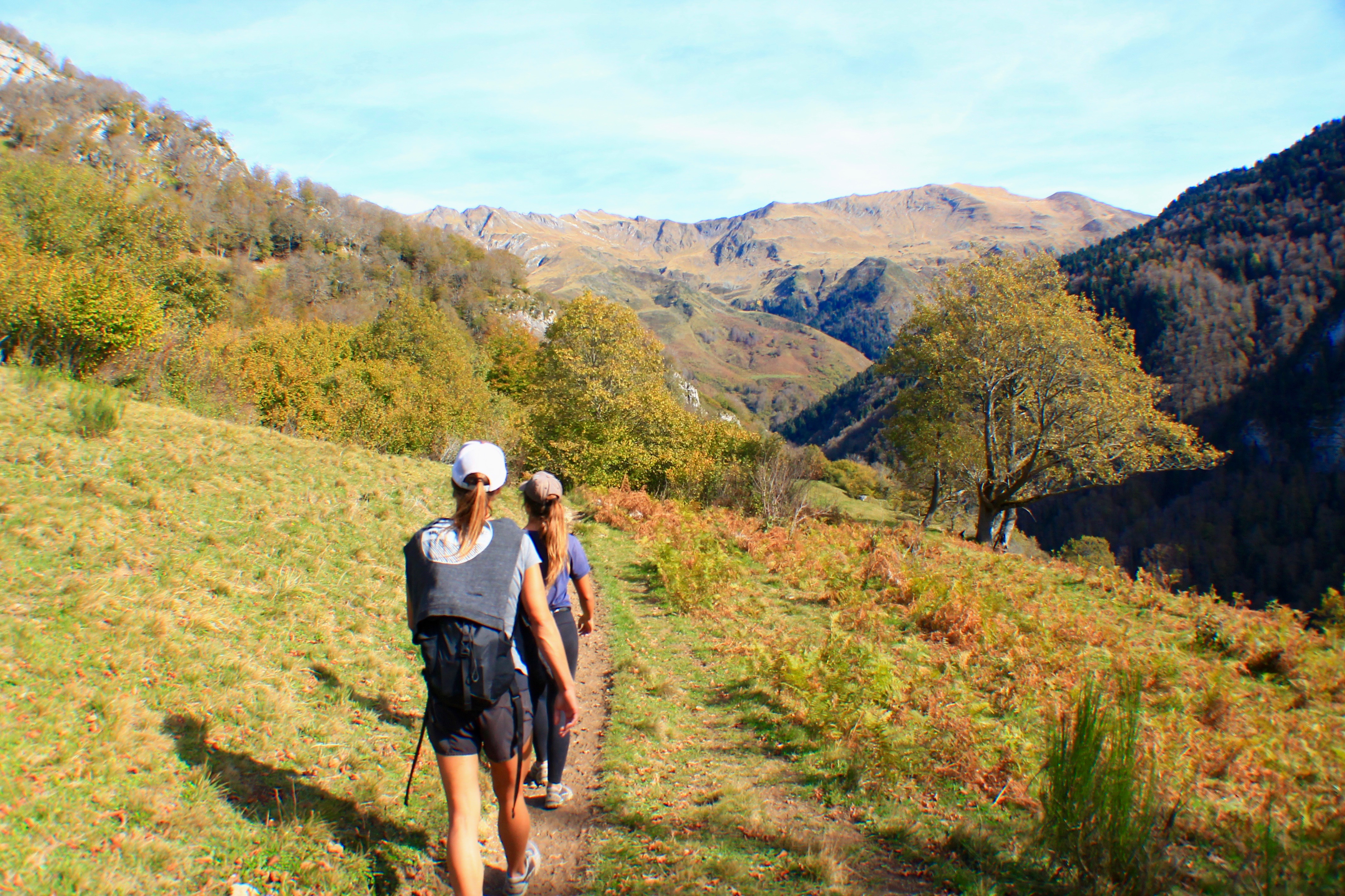 Hike through La Chemin de la Mature
