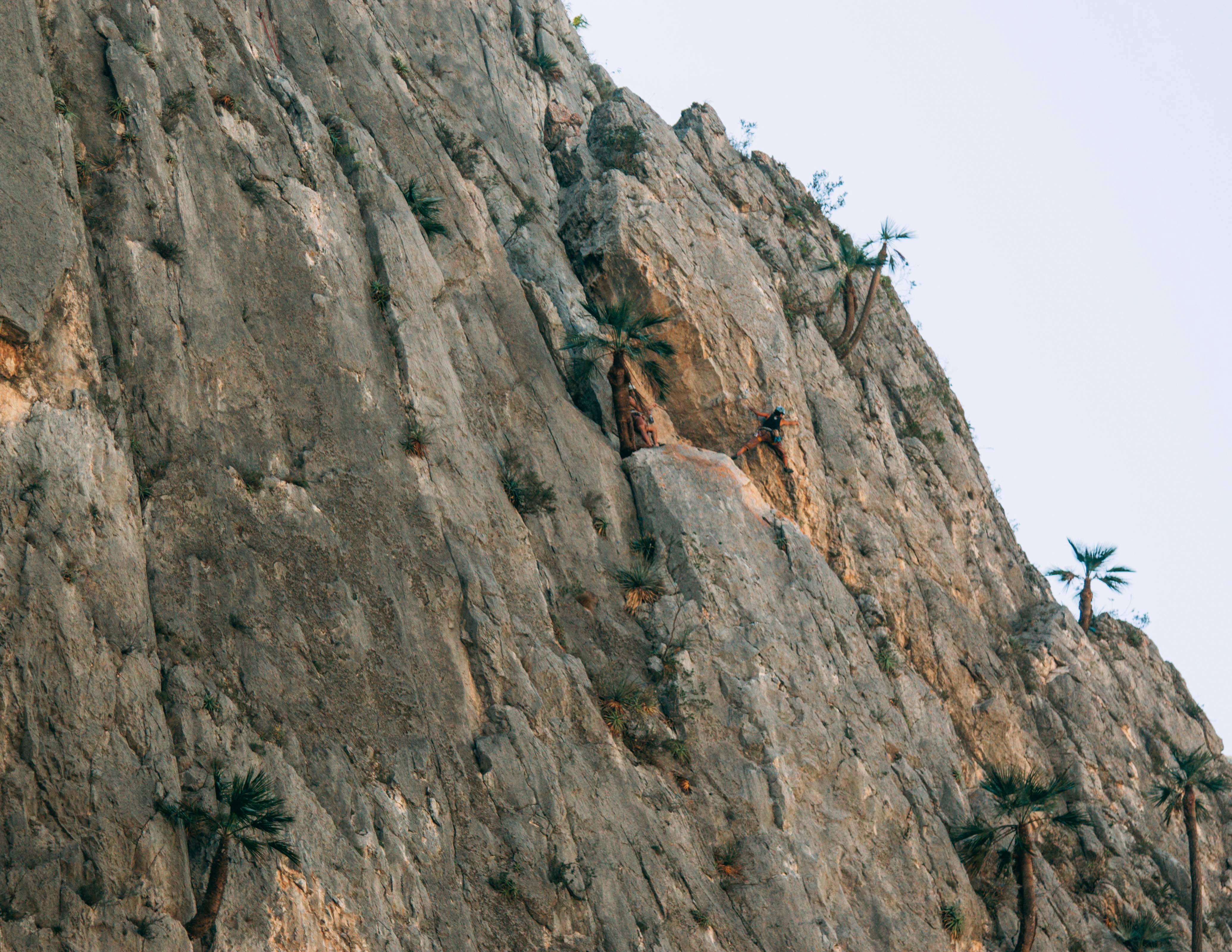 Climb Los Lobos Canyon in Potrero Chico